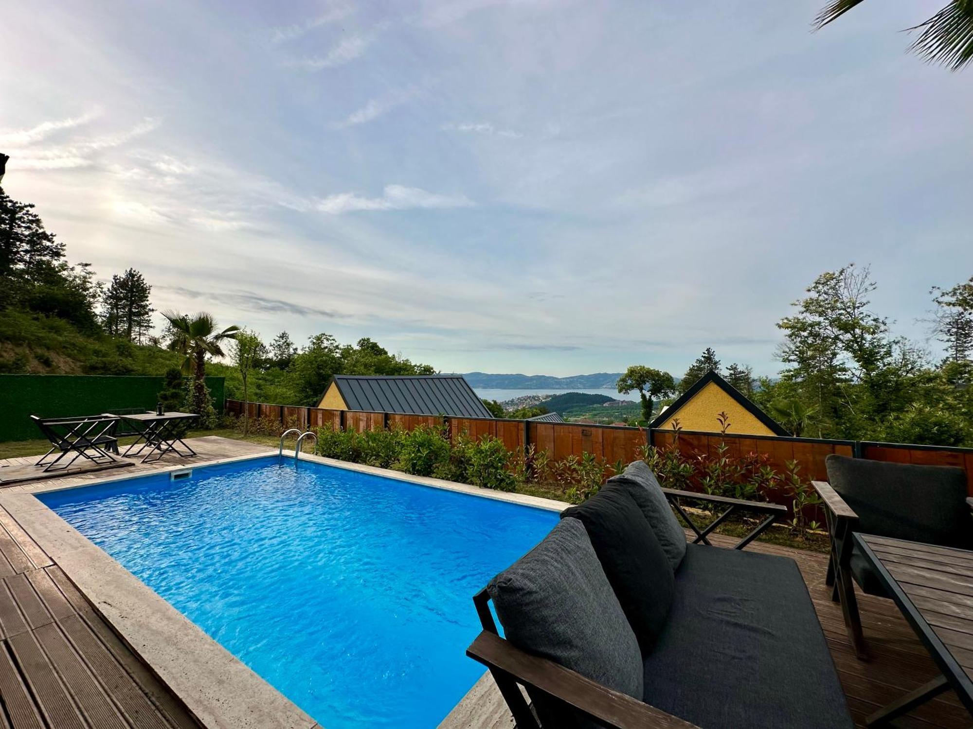 Snail House Sapanca Bed & Breakfast Exterior photo