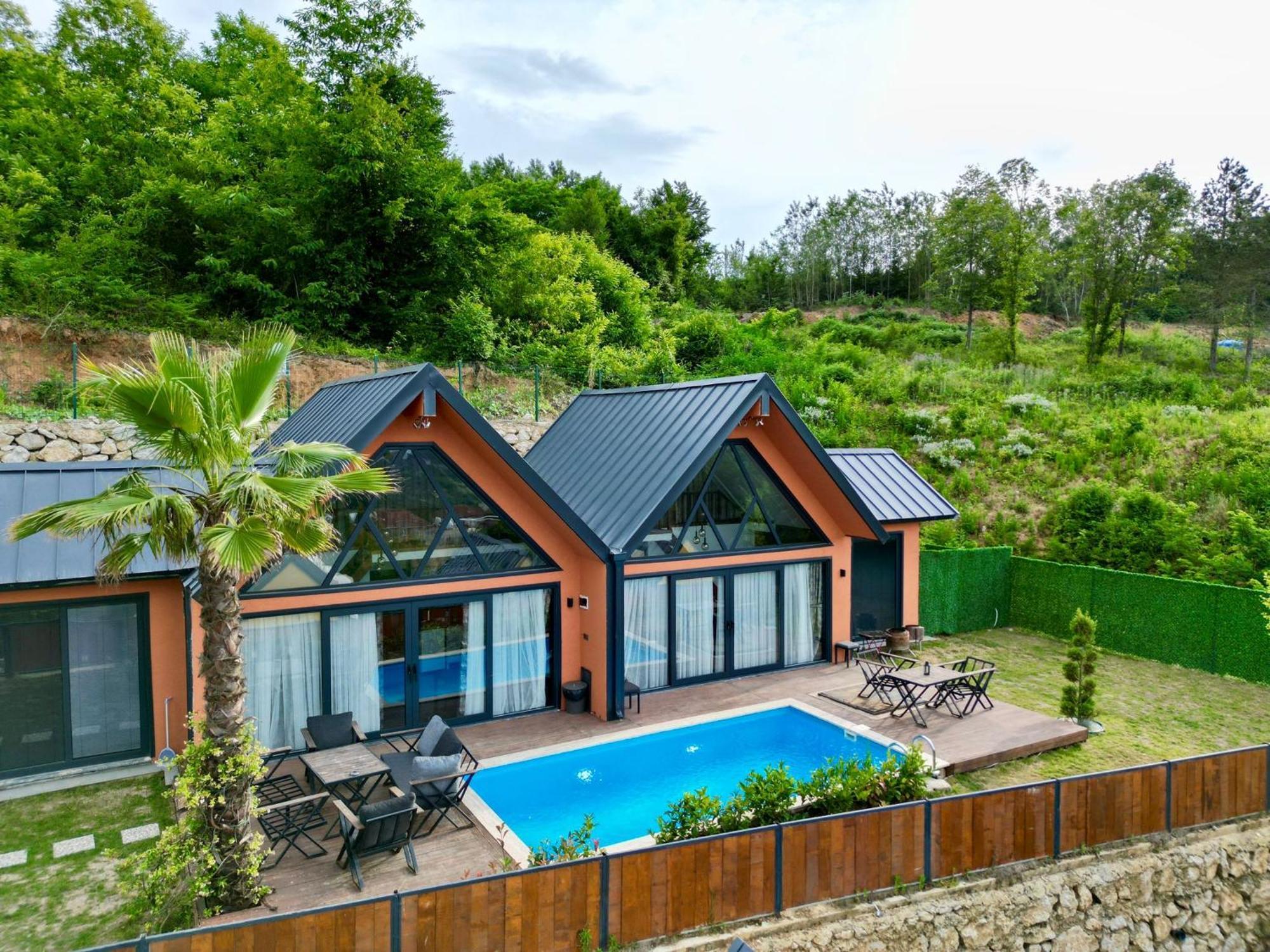 Snail House Sapanca Bed & Breakfast Exterior photo